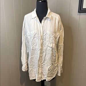 B7 LOFT Women’s Large White Button Down Shirt